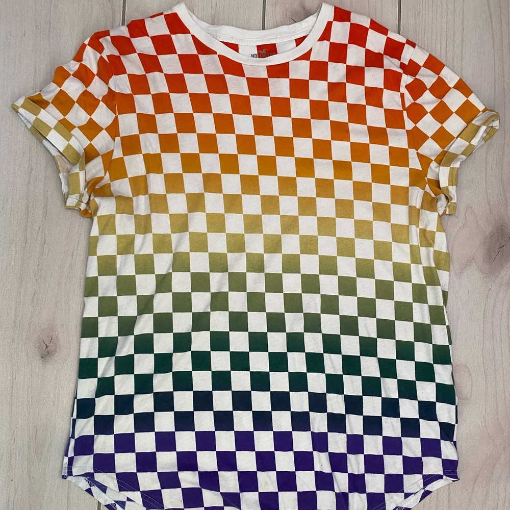 Hollister crew neck rainbow checkered t shirt